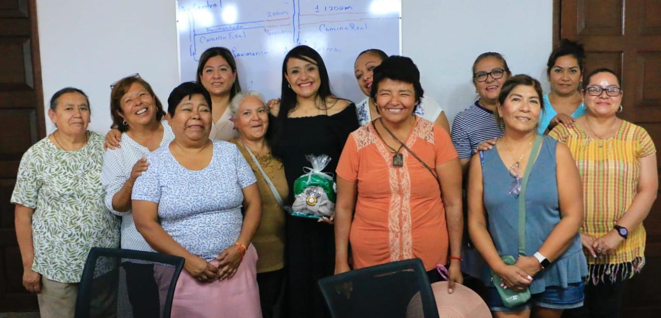 MUJERES AGRADECEN APOYO DEL GOBIERNO DE VILLA DE POZOS