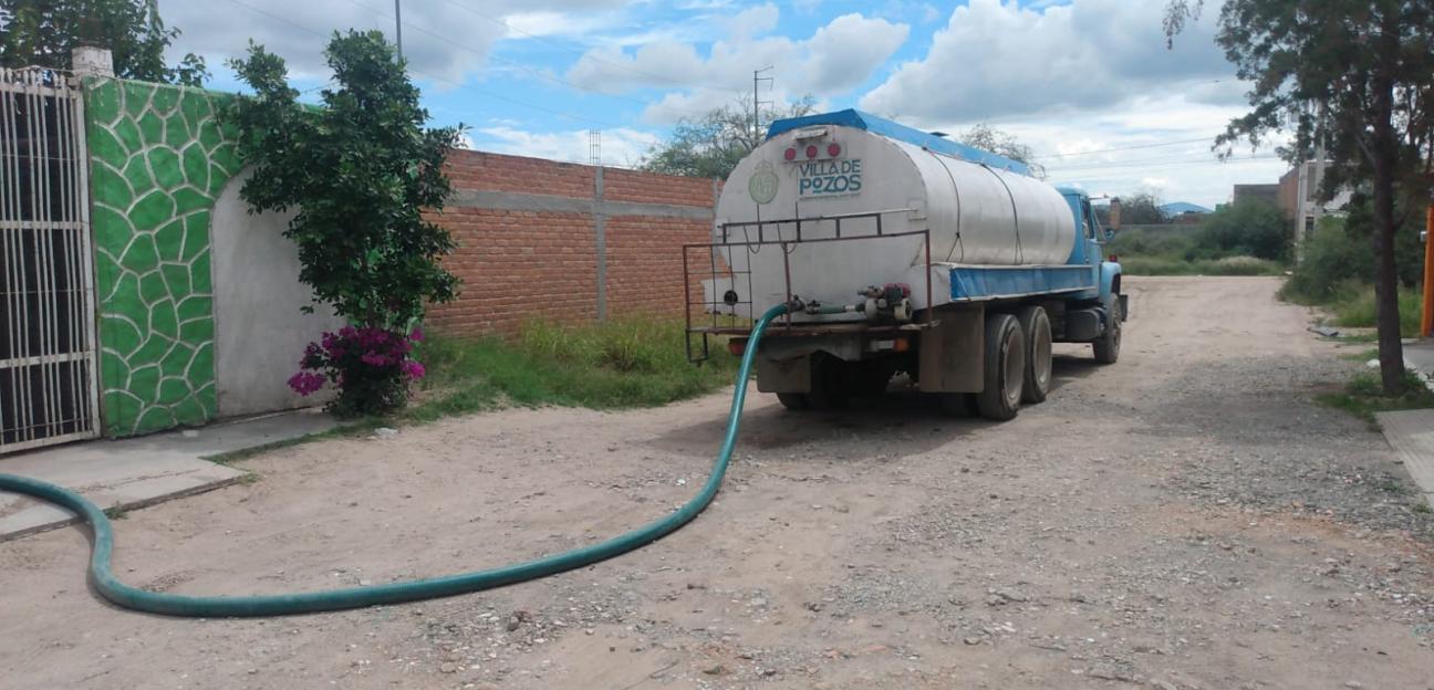 VILLA DE POZOS GARANTIZA ABASTO DE AGUA POTABLE A TRAVÉS DE PIPAS