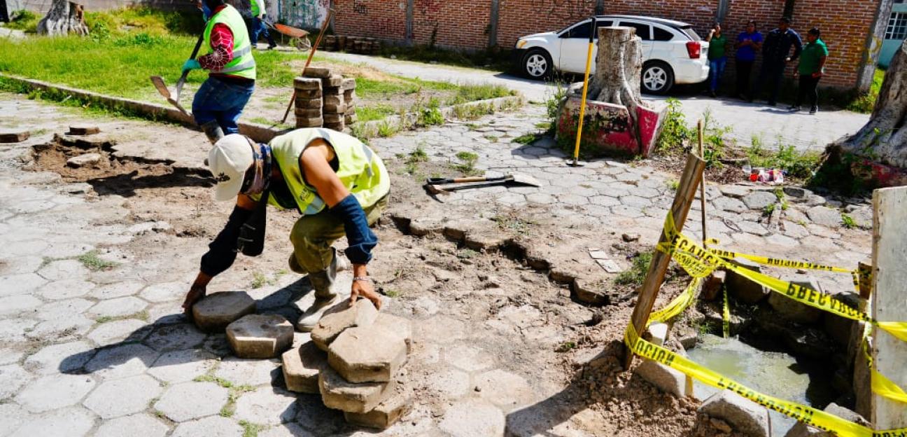 VILLA DE POZOS REPARA DRENAJE COLAPSADO EN CIUDAD 2000