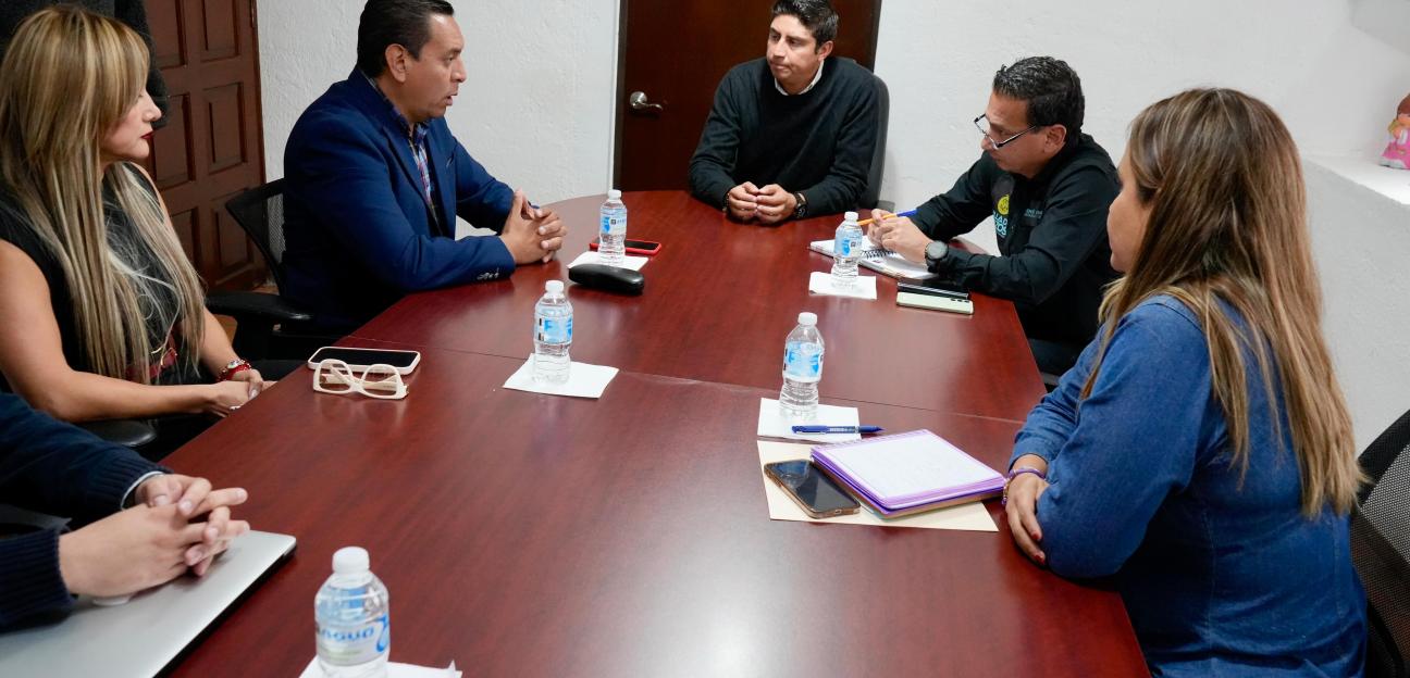 SERVICIOS LEGALES GRATUITOS LLEGARÁN A FAMILIAS DE VILLA DE POZOS