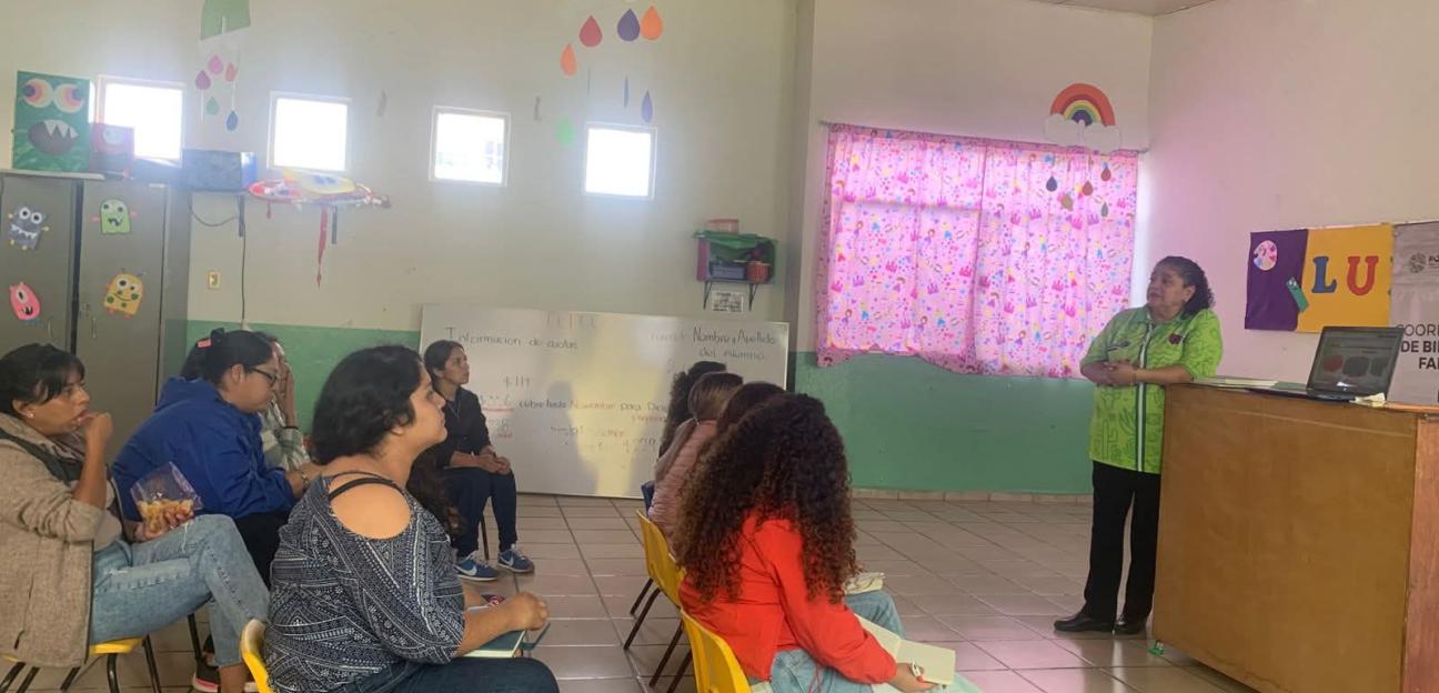VILLA DE POZOS PROFESIONALIZA A PERSONAL EDUCATIVO