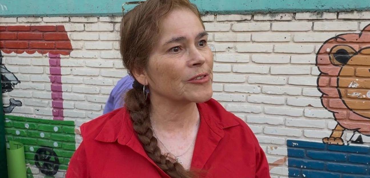 ABASTOS SEGUNDA SECCIÓN AGRADECE A PATY ARADILLAS POR MODERNIZAR VIALIDADES