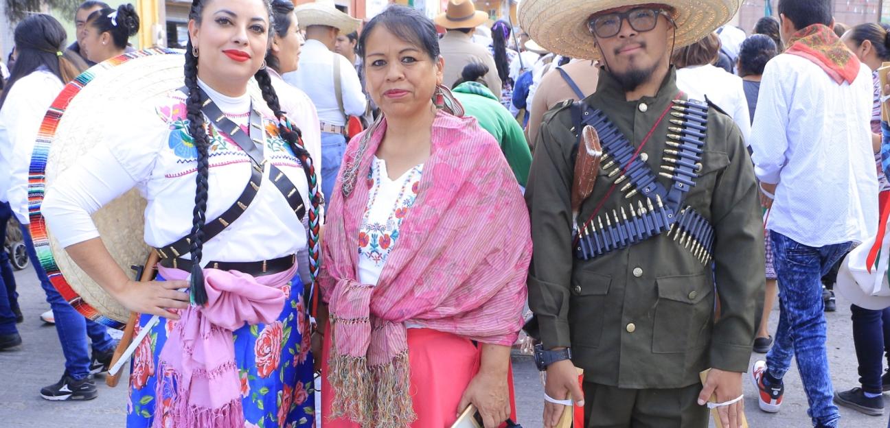 ALISTA VILLA DE POZOS DESFILE POR EL CXV ANIVERSARIO DE LA REVOLUCIÓN MEXICANA