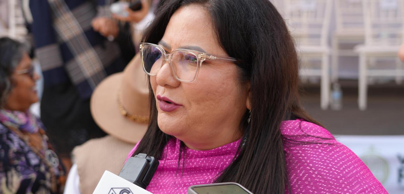 AQUÍ NO HAY PRIVILEGIOS, SOLO TRABAJO PARA VILLA DE POZOS