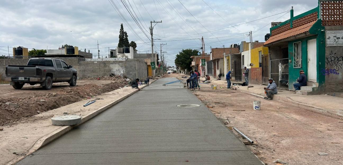 AVANZA REHABILITACIÓN INTEGRAL DE LA CALLE ACCESO 11 EN VILLA DE POZOS