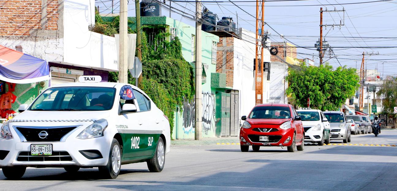 AVANZA LA INFRAESTRUCTURA VIAL EN VILLA DE POZOS: PATY ARADILLAS