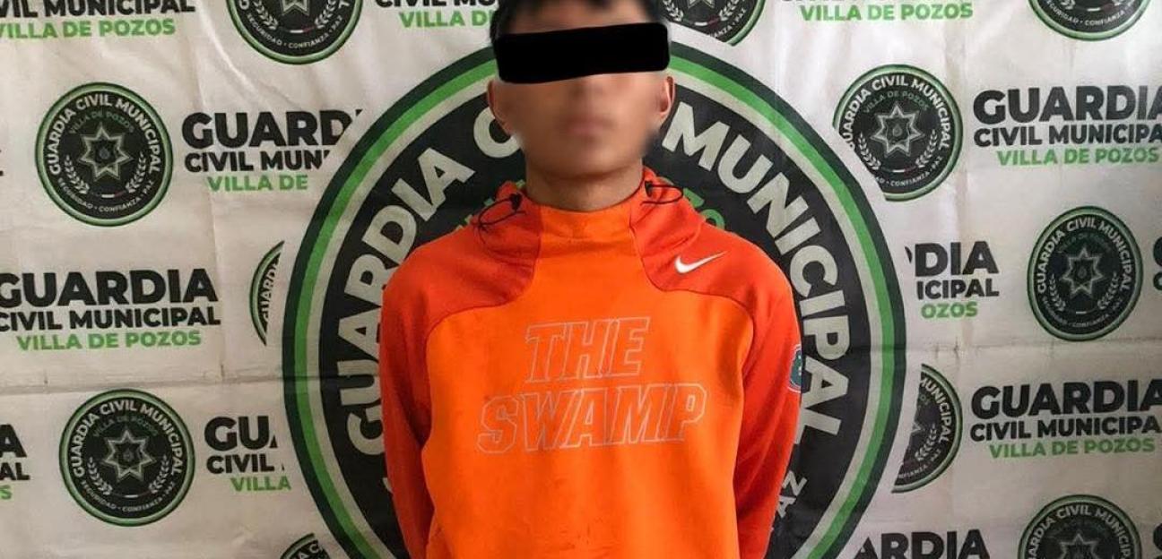 GUARDIA CIVIL MUNICIPAL DE VILLA DE POZOS ASEGURA A PERSONA VINCULADA A REPORTES DE ROBO