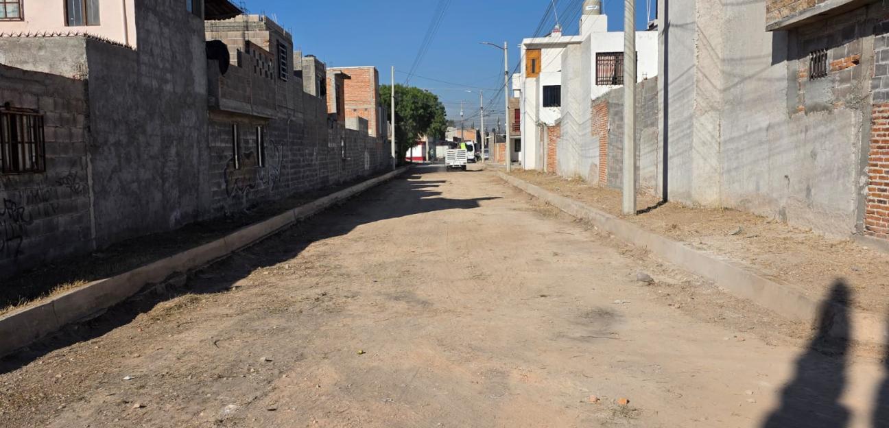 VILLA DE POZOS ATIENDE SOLICITUD VECINAL CON LIMPIEZA INTEGRAL
