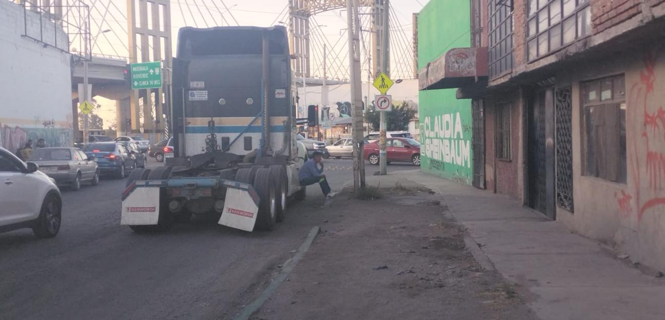GUARDIA CIVIL MUNICIPAL DE VILLA DE POZOS RECUPERA TRACTOCAMIÓN ROBADO EN CARRETERA 57