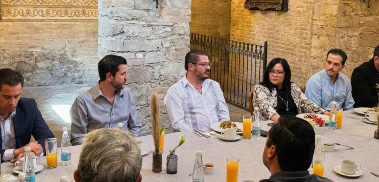 FORTALECEN LAZOS DE COLABORACIÓN ENTRE EL MUNICIPIO Y CANADEVI