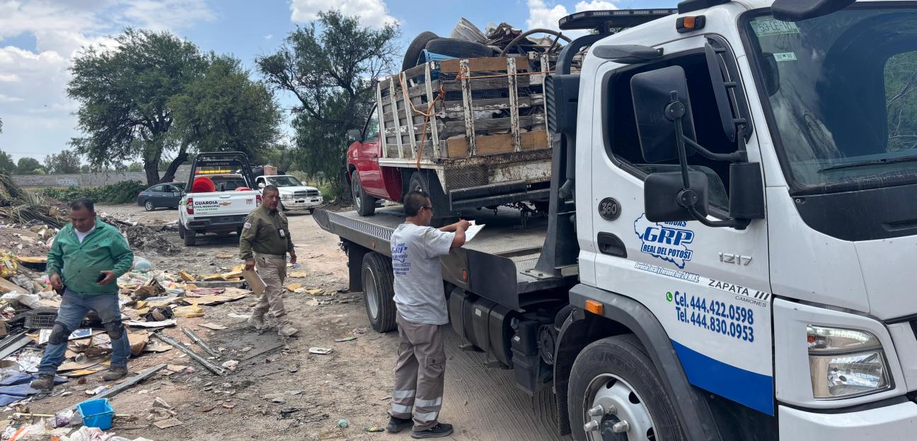 VILLA DE POZOS MANTIENE OPERATIVOS CONTRA TIRADEROS CLANDESTINOS