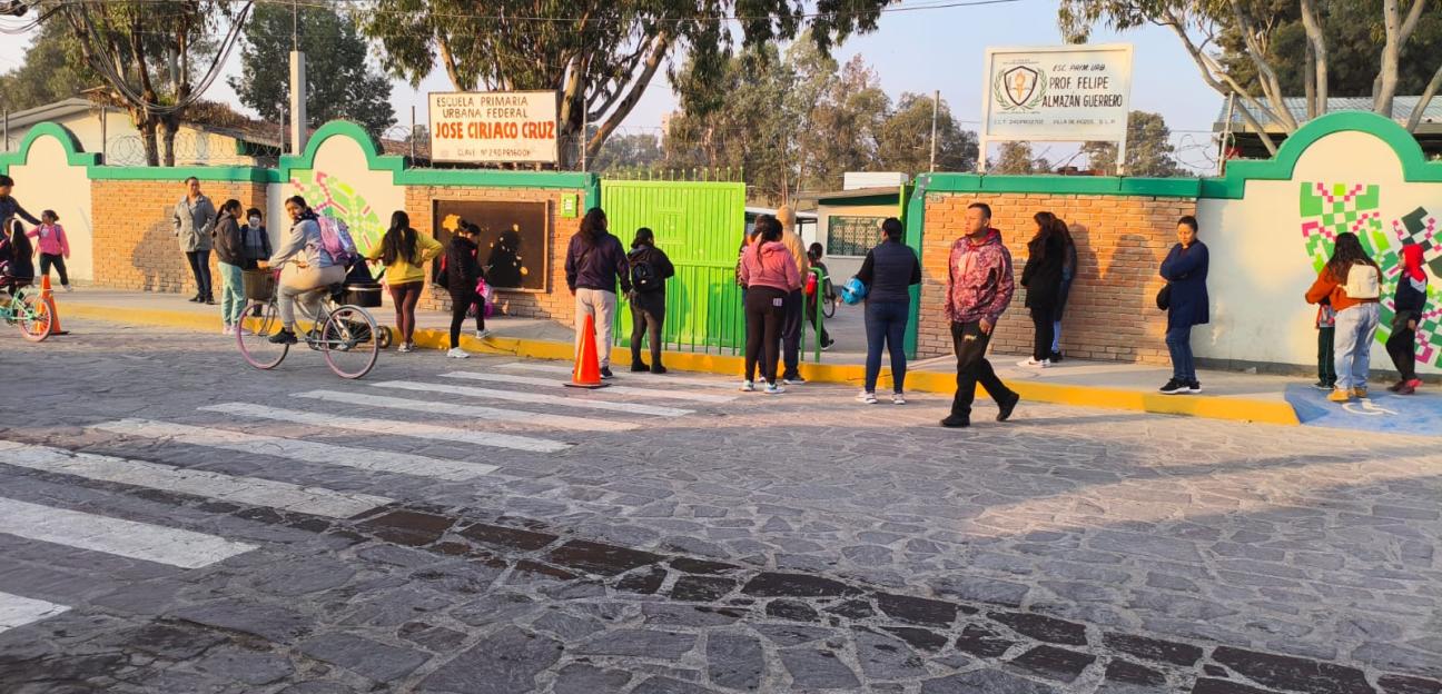 MÁS DE 13 MIL ESTUDIANTES DE VILLA DE POZOS REGRESAN A CLASES ESTE LUNES