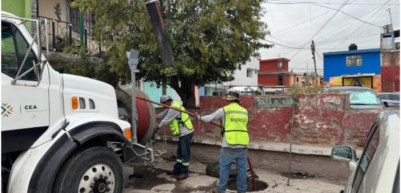 VILLA DE POZOS INCREMENTA ACCIONES DE DESAZOLVE DE DRENAJE ANTE TEMPORADA DE LLUVIAS