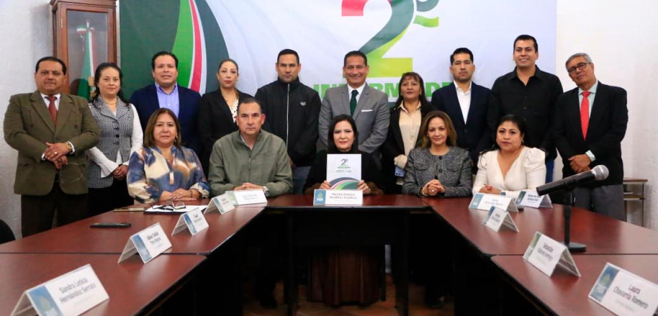 PATY ARADILLAS ENTREGA SU SEGUNDO INFORME DE RESULTADOS ANTE EL CONCEJO MUNICIPAL