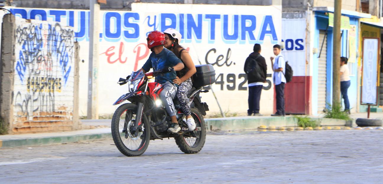 VILLA DE POZOS LLAMA A MOTOCICLISTAS A EXTREMAR PRECAUCIONES ANTE LAS LLUVIAS